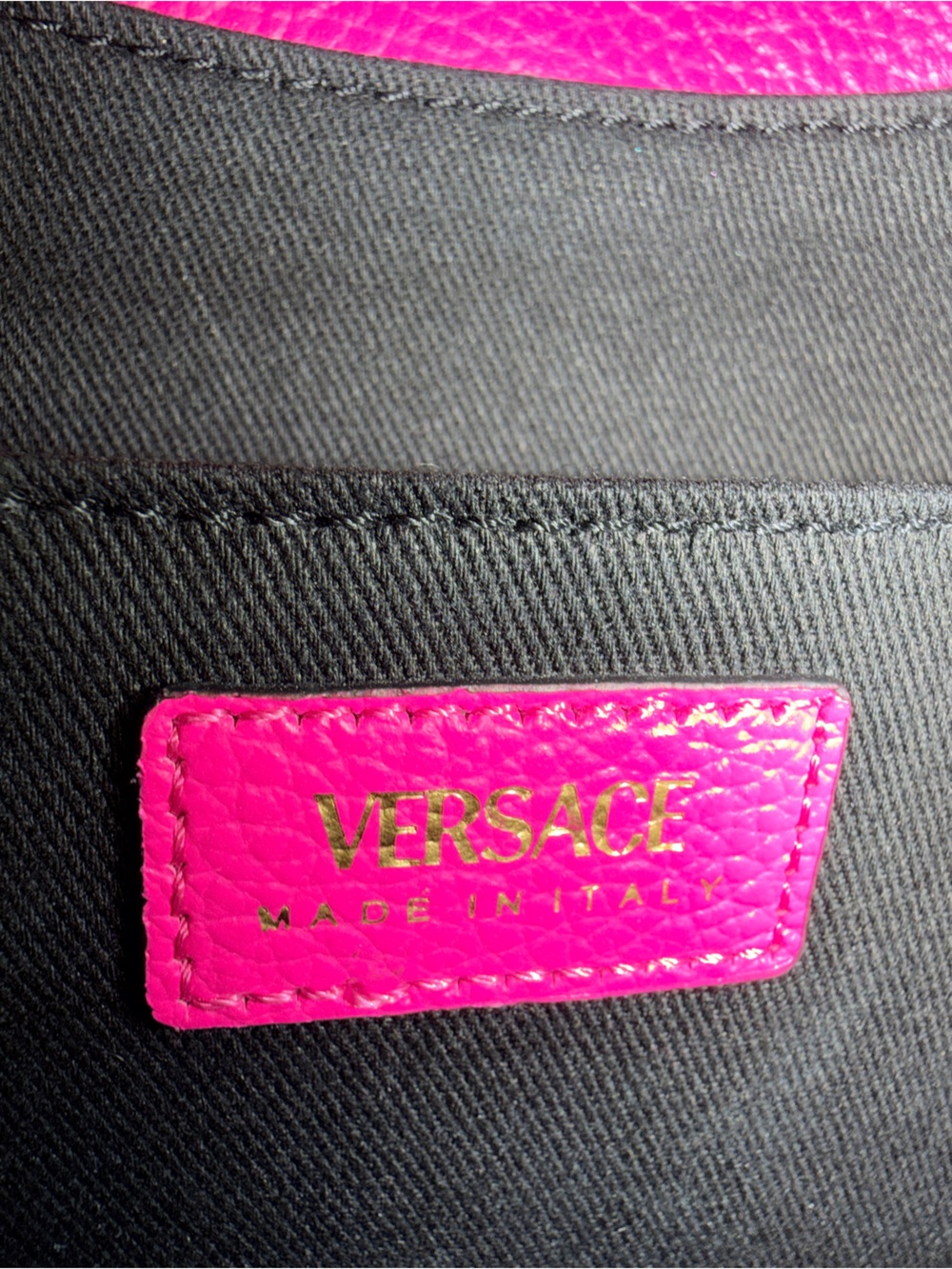 Versace Virtus Shoulder Bag in Fuchia EXCELLENT Condition + Dust Bag - Picture 8 of 16